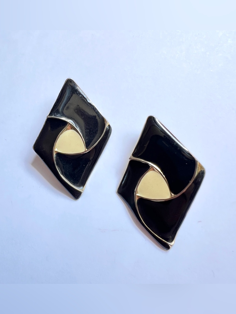 Vintage 80s Geometric Black Enamel & Gold Tone Stud Earrings Abstract Statement